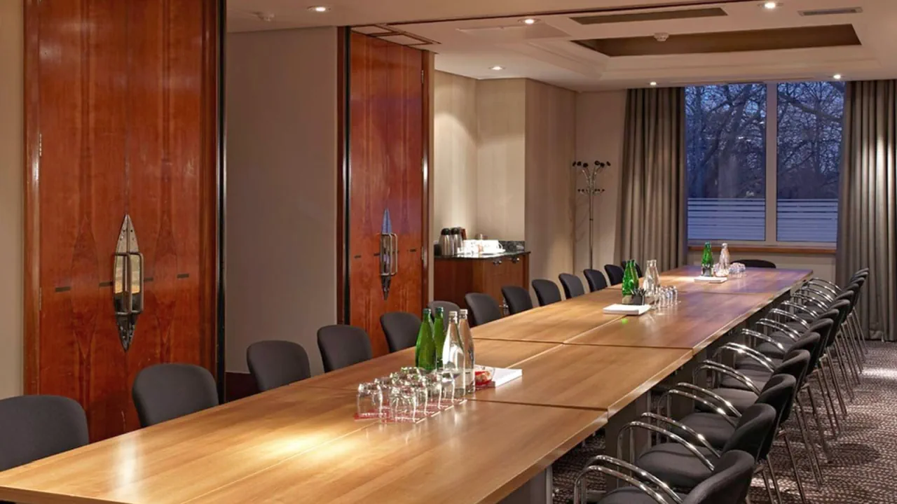 Thistle Kensington Gardens